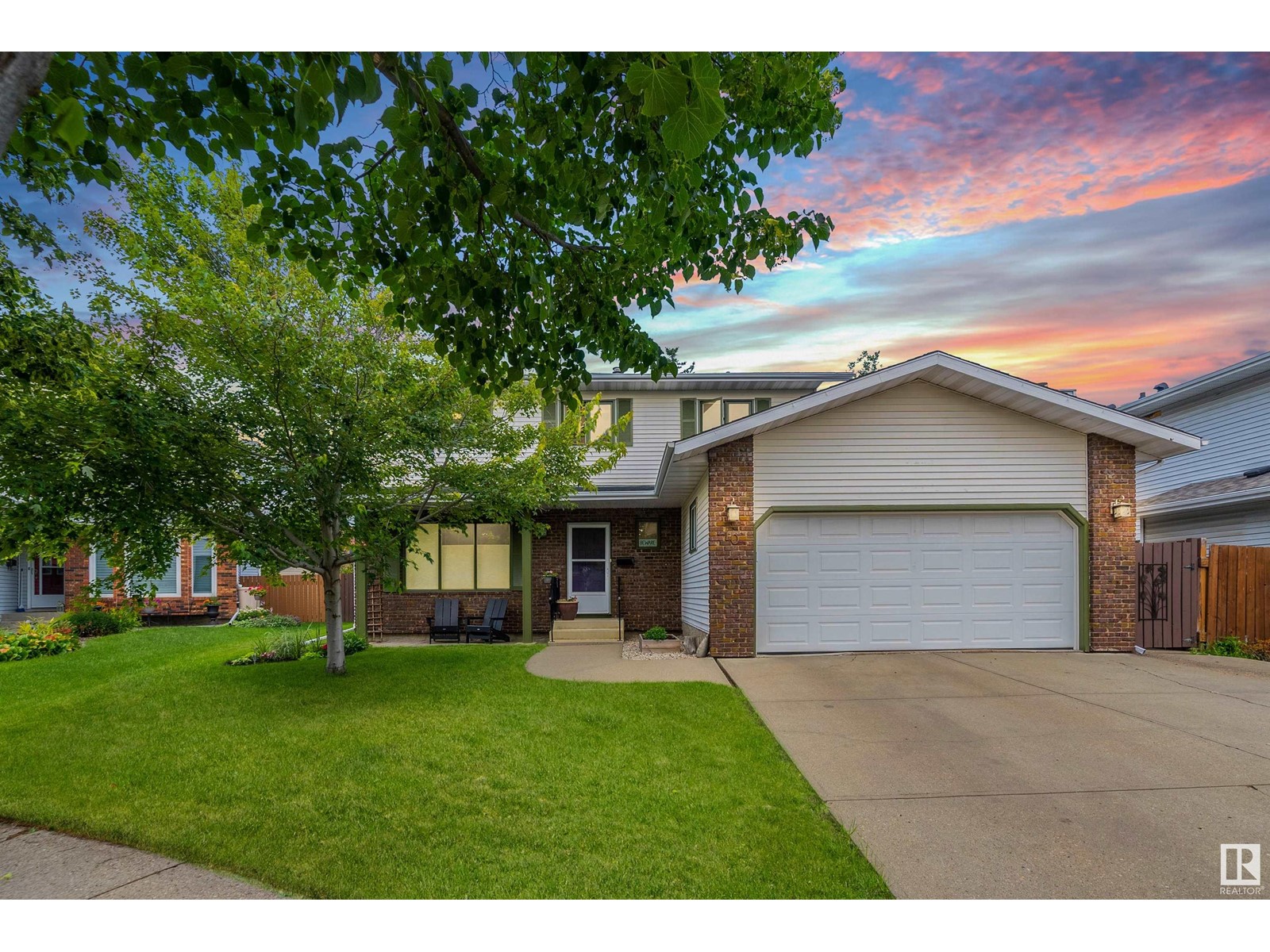 10 Loyola Place, St. Albert, AB, T8N 4M1