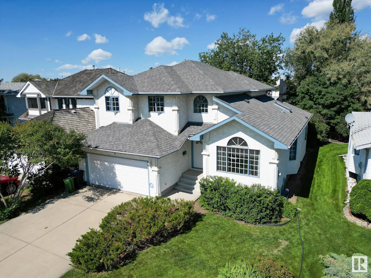 18 Elsinore Place Place NW, Edmonton, AB, T5X 5W3