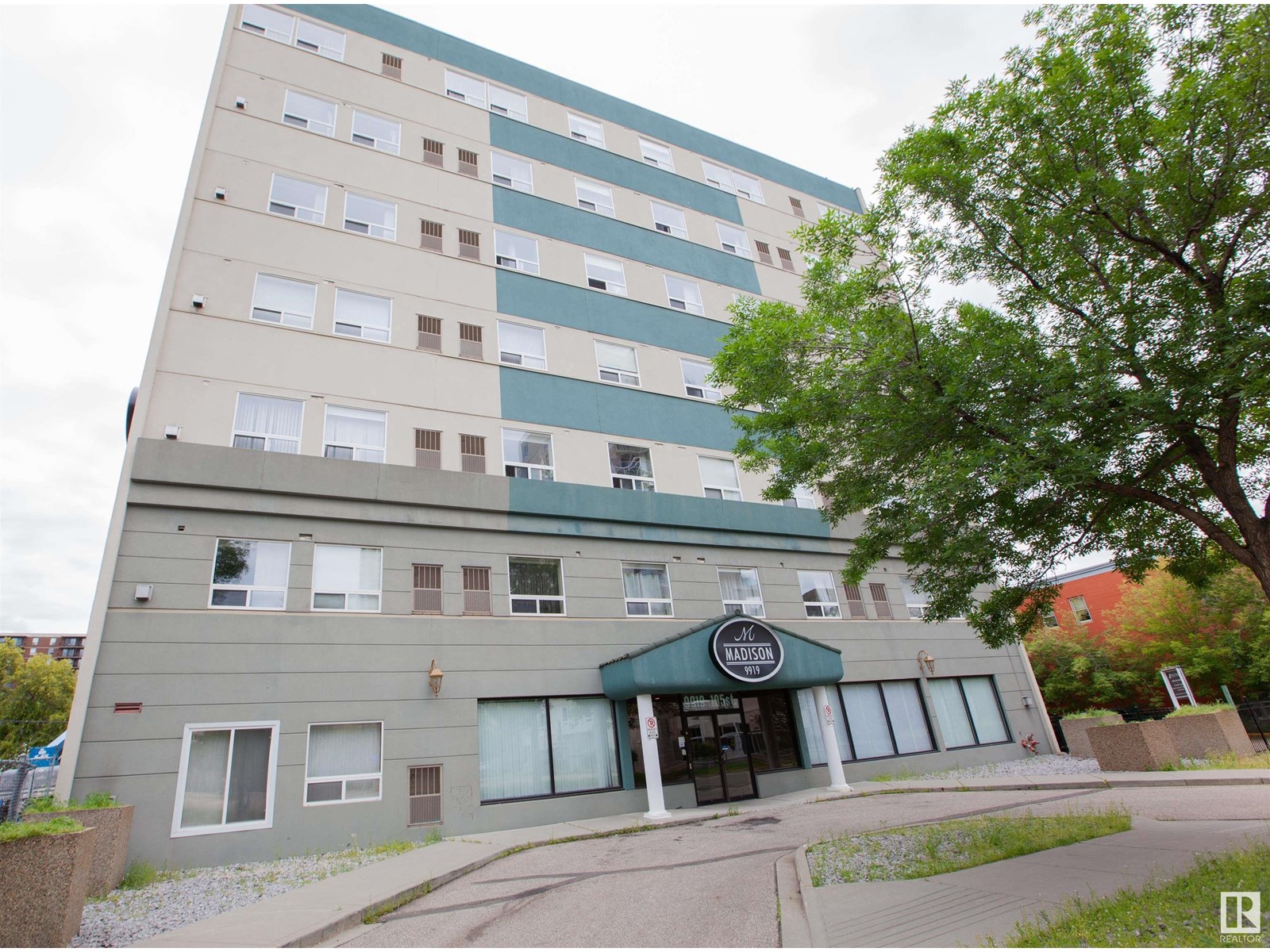 501-9919 105 Street NW, Edmonton, AB, T5K 1B1