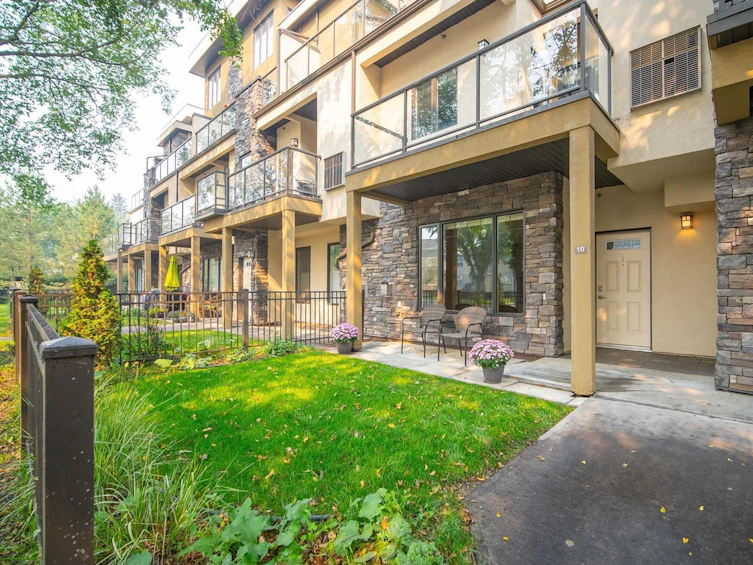 10-11518 76 Avenue NW, Edmonton, AB, T6G 0K7