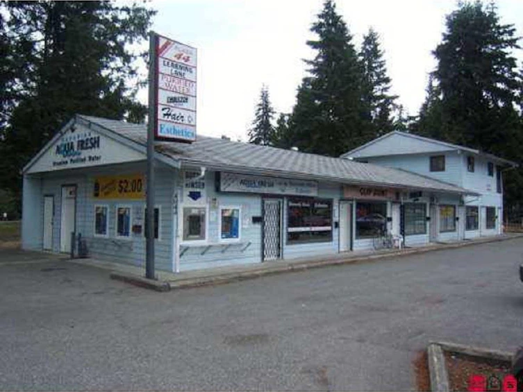 4044 200b Street, Langley, BC, V3A 1N9