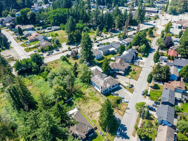 14938 92, Surrey, BC, V3R 1C1 - 3