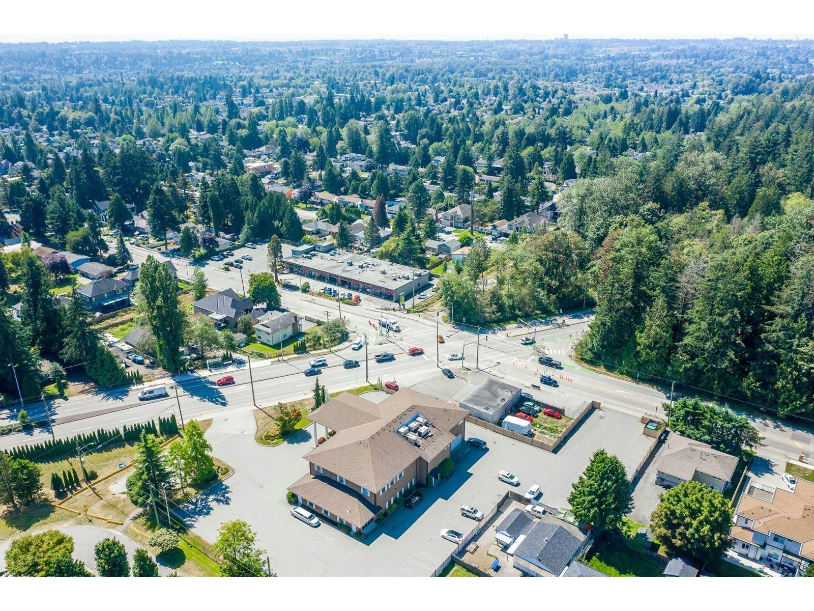 14938 92, Surrey, BC, V3R 1C1 - 12