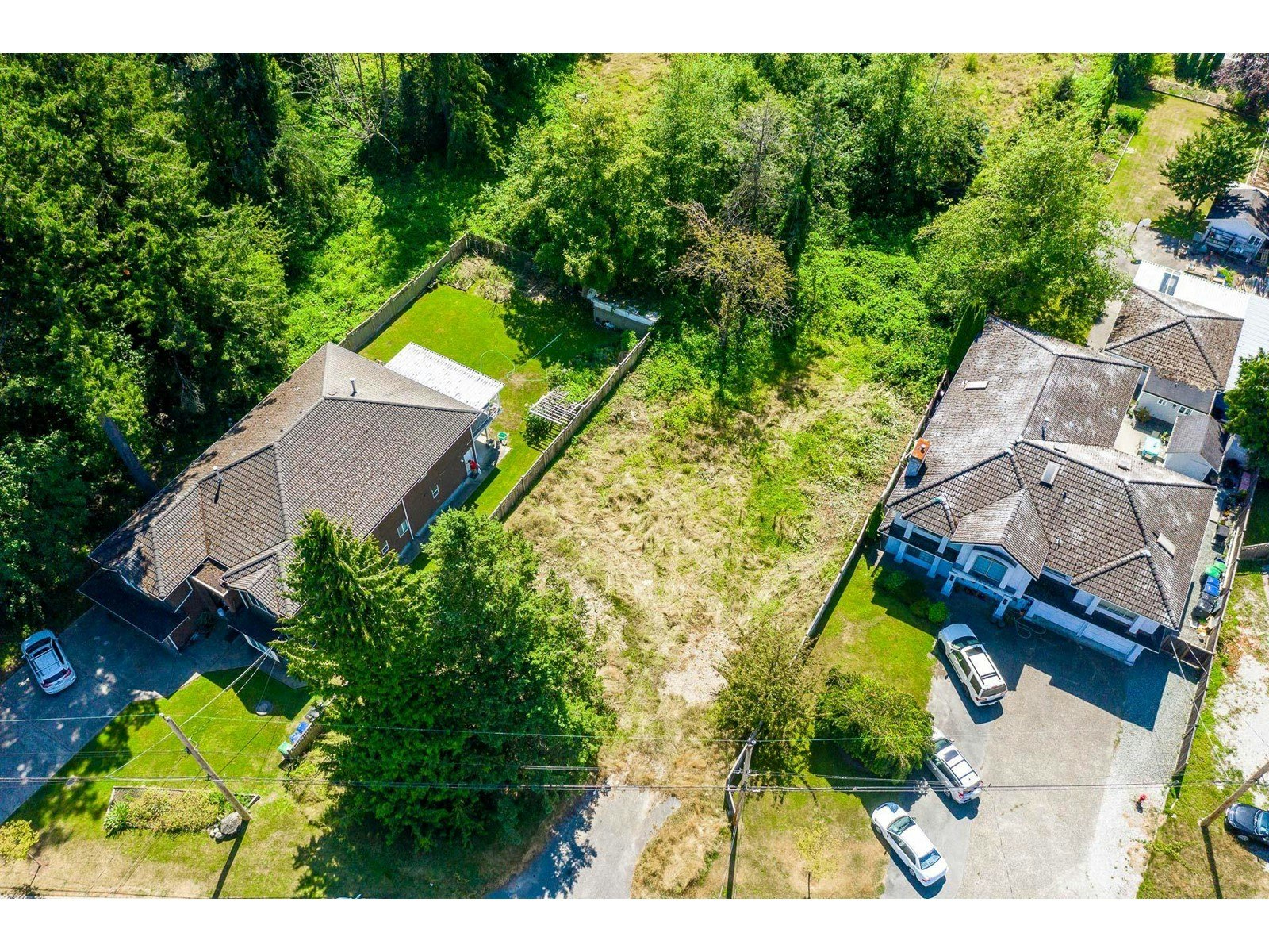 14938 92, Surrey, BC, V3R 1C1 - 16