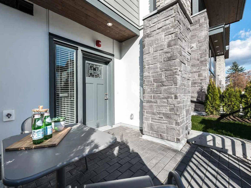 118 - 15351 101st Avenue, Surrey BC