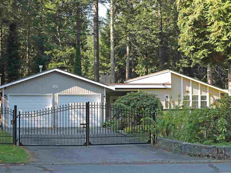 14367 Greencrest Drive, Surrey BC V4P 1M2