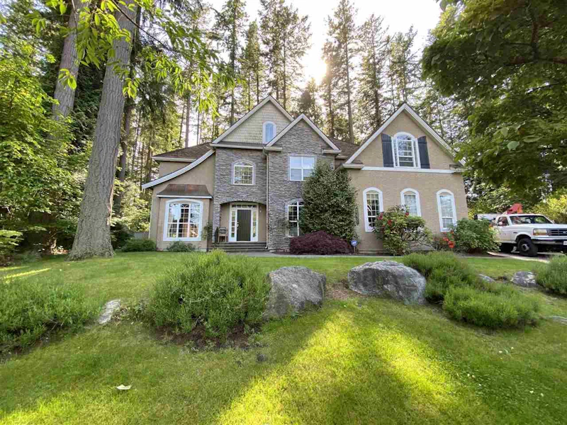 2233 132a Street, Surrey BC V4A 9W5