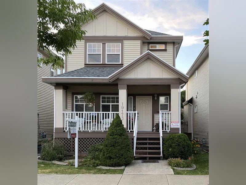 19173 70th Avenue, Surrey BC V4N 0A6