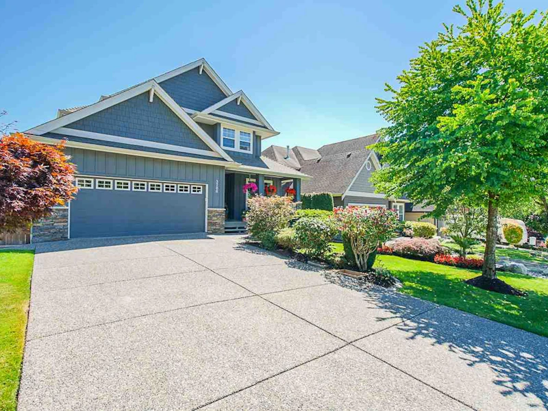 5786 167a Street, Surrey BC V3S 9T2