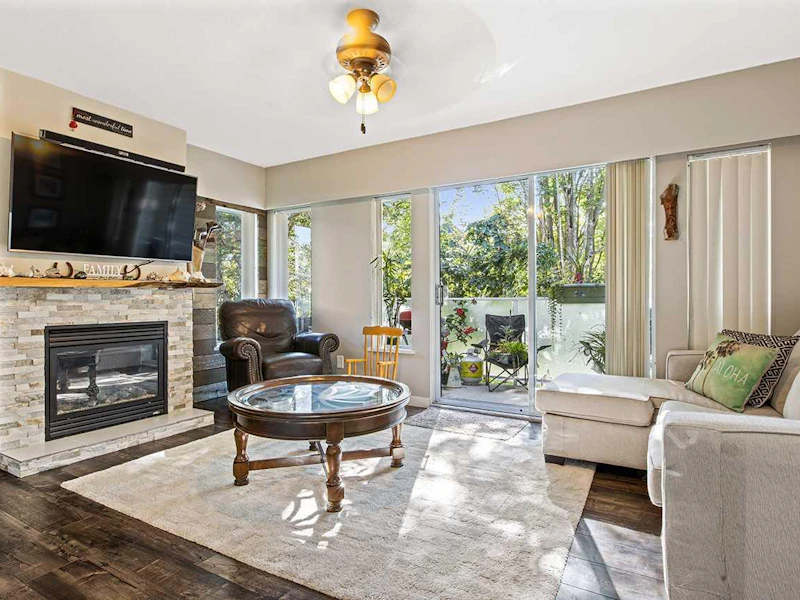 33 - 5668 208th Street, Langley BC V3A 8G4