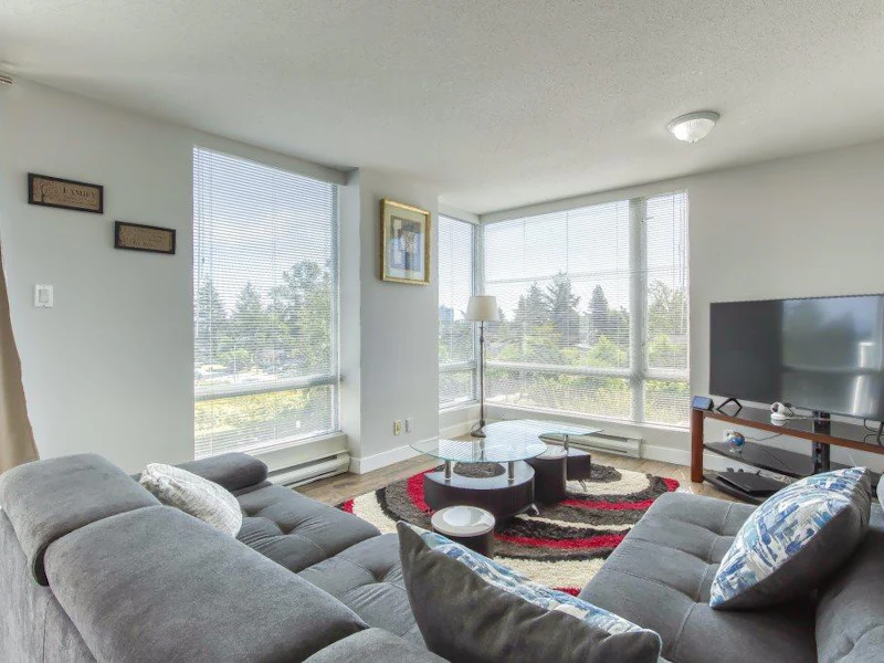 403 - 14820 104th Avenue, Surrey BC V3R 0V9