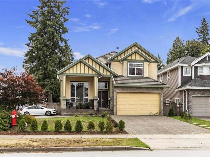 12798 105a Avenue, Surrey BC V3V 0A6