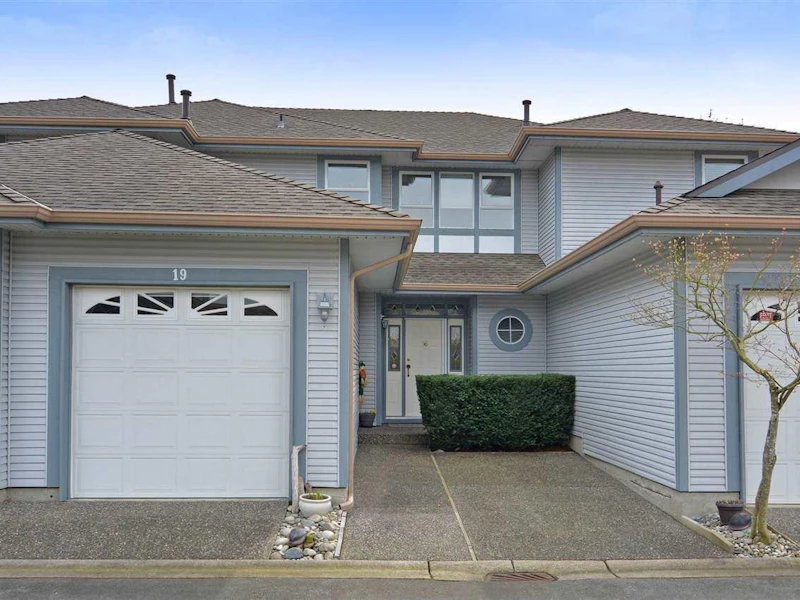 19 - 4725 221st Street, Langley BC V2Z 1B4