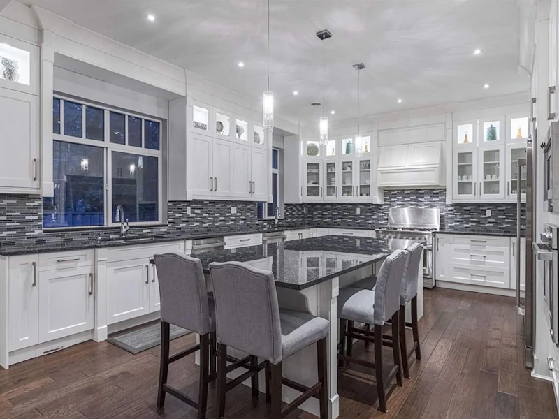 3930 204th Street, Langley BC V3A 1X4