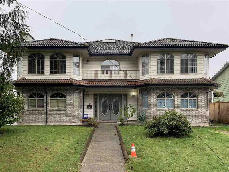 14164 110a Avenue, Surrey BC V3R 2B3