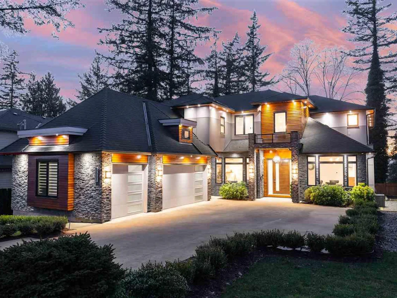 5661 182nd Street, Surrey BC V3S 4M5