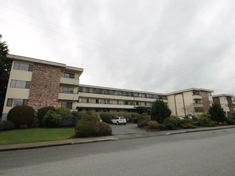 111 - 20460 54th Avenue, Langley BC V3A 6N6