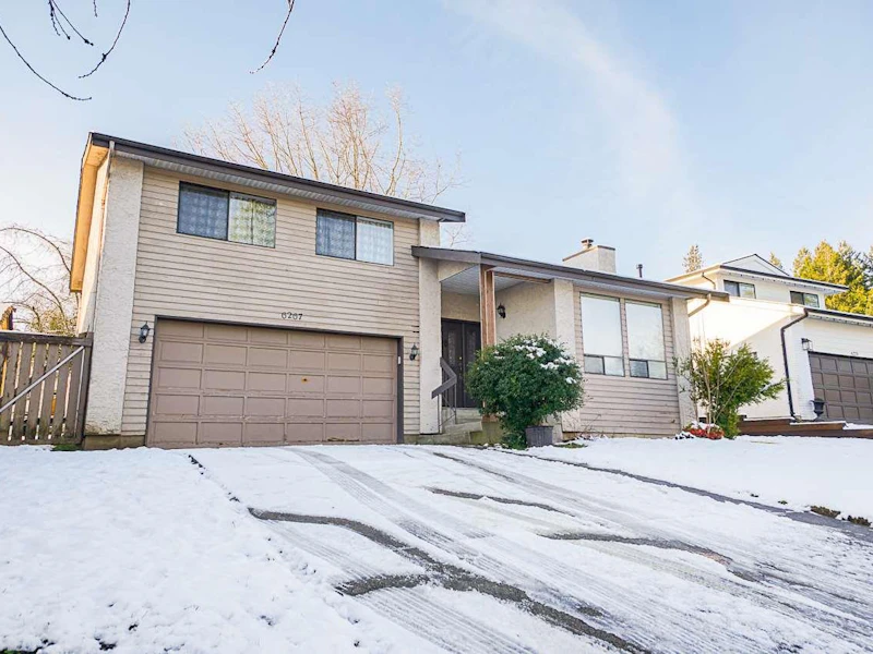 6267 195b Street, Surrey BC V3S 7L9