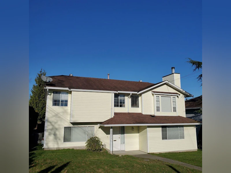 15971 88th Avenue, Surrey BC V4N 1H6