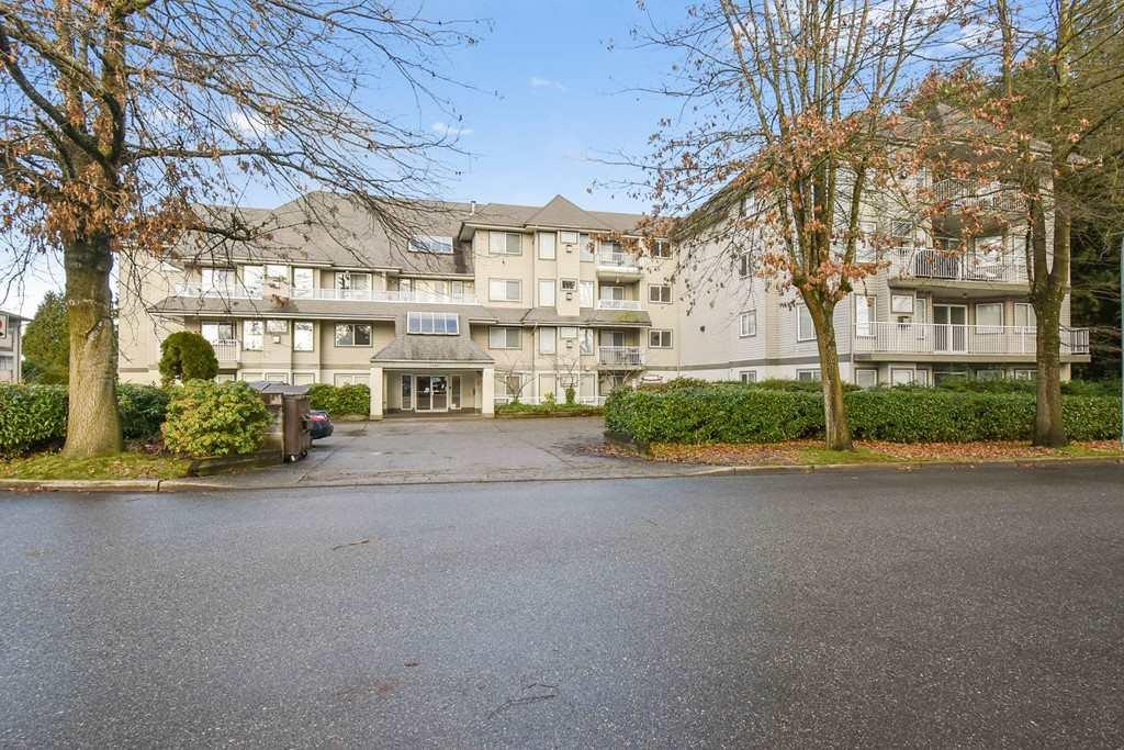 101-33407 Tessaro Crescent, Abbotsford, BC, V2S 3K8