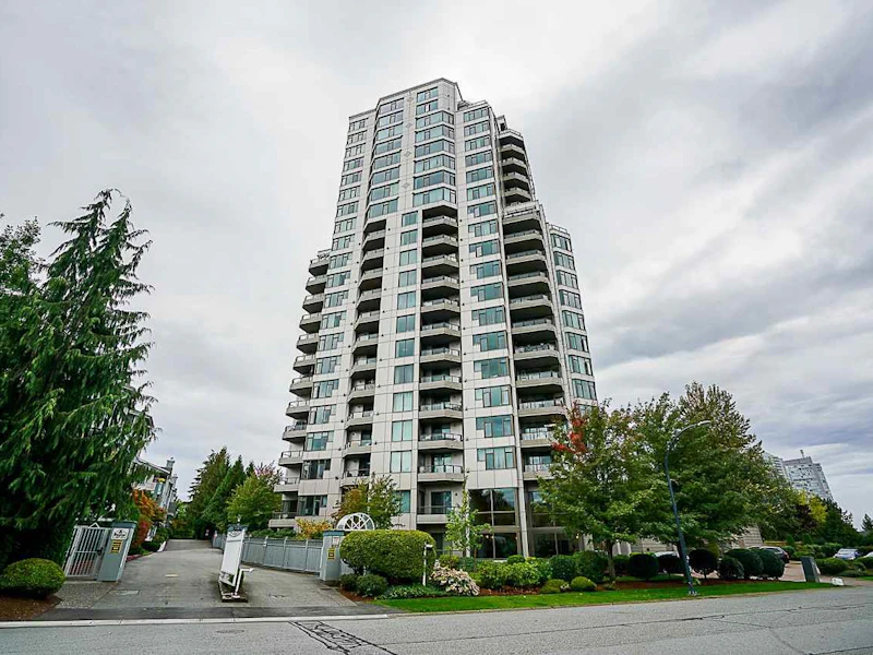 1202 - 13880 101st Avenue, Surrey BC V3T 5T1