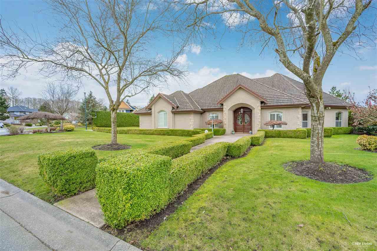 2313 Chantrell Park Drive, Surrey, BC, V4A 9W8