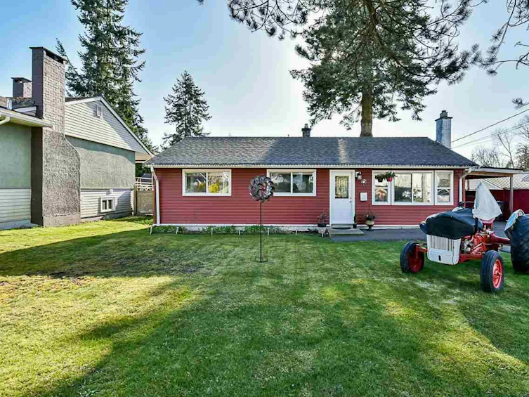 10125 Helen Drive, Surrey, BC, V3V 3B4