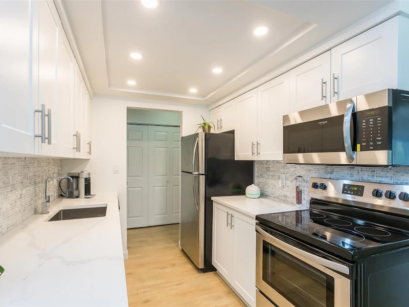 303 - 13530 Hilton Road, Surrey BC V3R 5J4