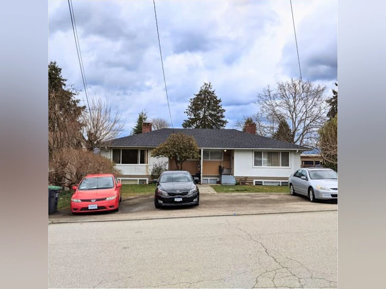 13679-13681 111 Avenue, Surrey, BC, V3R 2C1