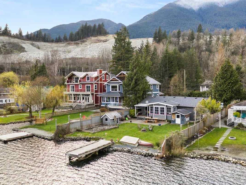 43744 Loch Road, Mission BC V0M 1N0
