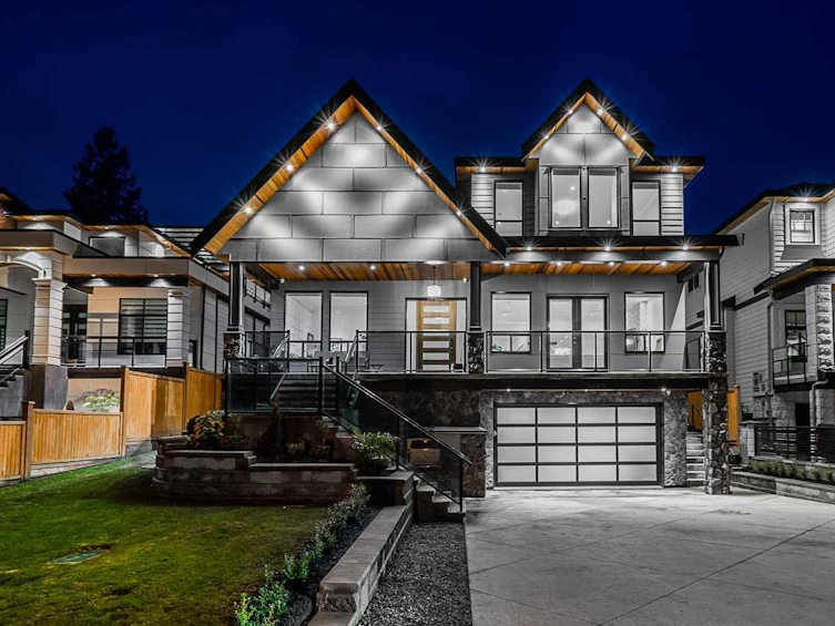 9483 162a Street, Surrey, BC, V4N 2B7