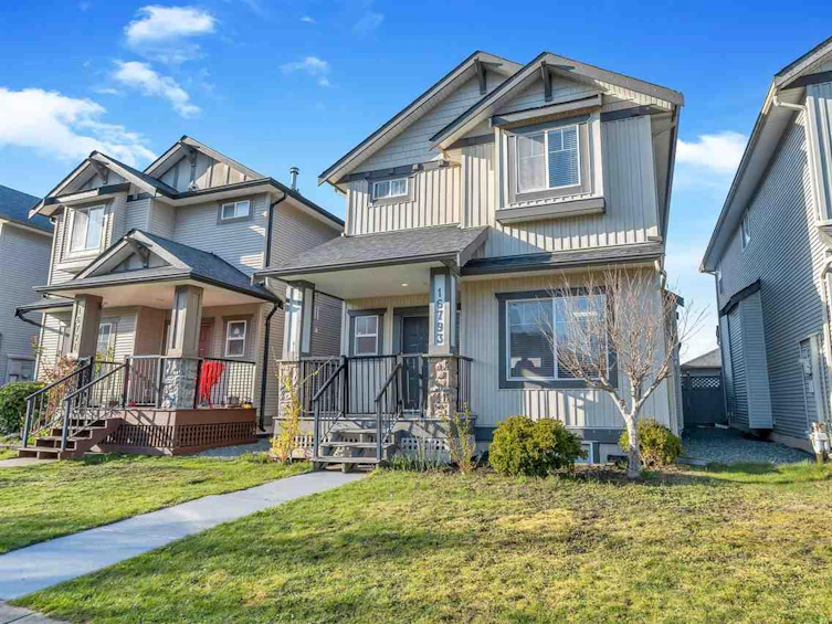 16793 61 Avenue, Surrey, BC, V3S 0Z1
