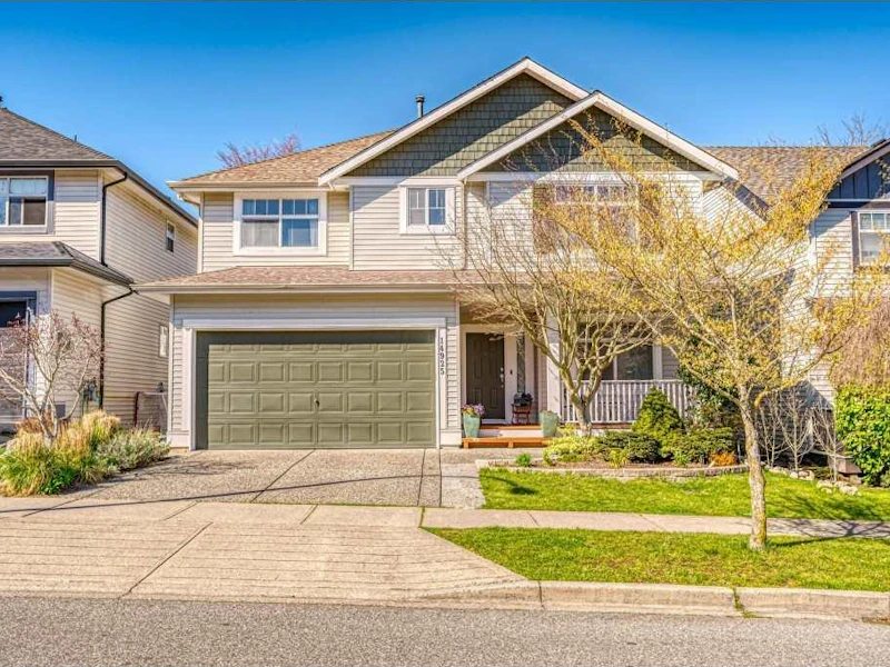 14925 58a Avenue, Surrey BC V3S 0S5