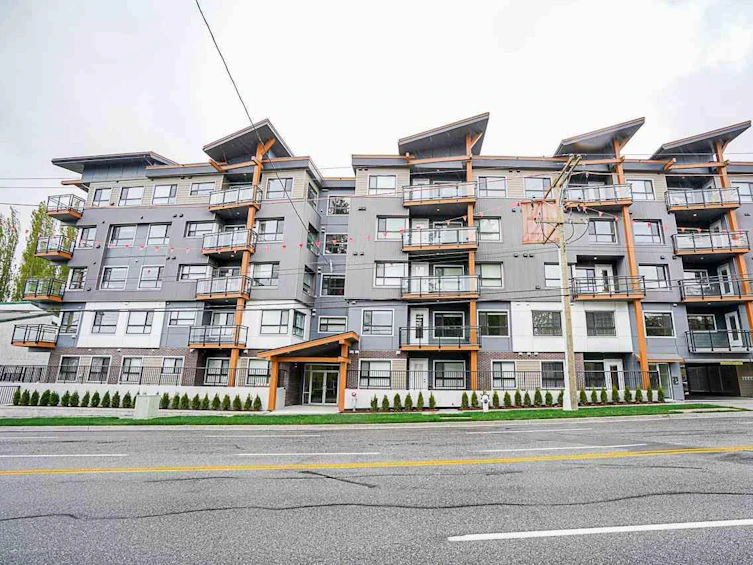 304-33568 George Ferguson Way, Abbotsford, BC, V2S 2L8
