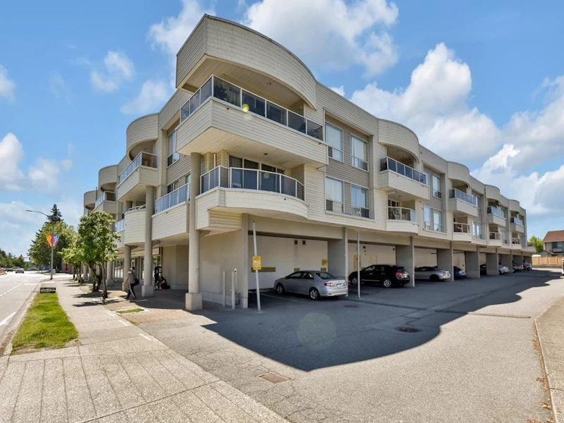 310 - 13771 72a Avenue, Surrey BC