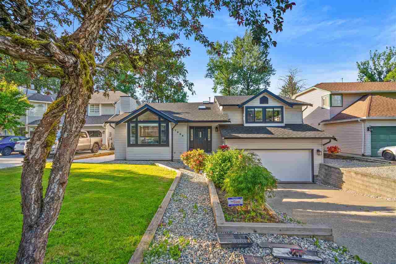 7908 143a Street, Surrey, BC, V3W 9W5