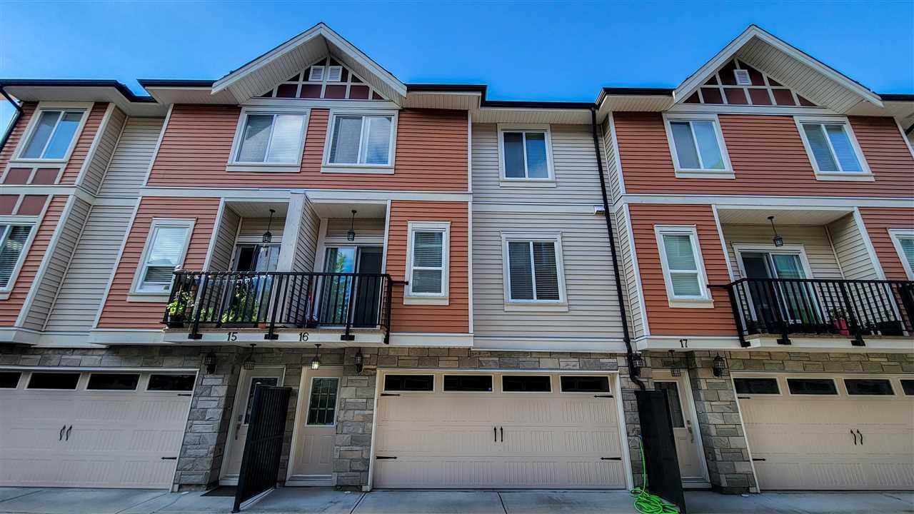 16-14338 103 Avenue, Surrey, BC, V3T 0J1