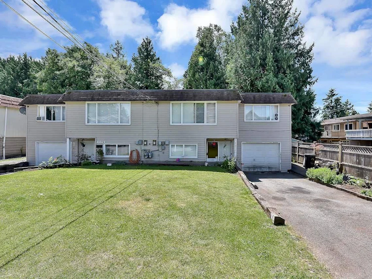11824 11824 78b Avenue, Delta, BC, V4C 1S1