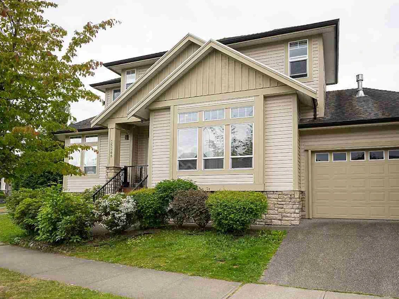 15066 62nd Avenue, Surrey BC V3S 5L7