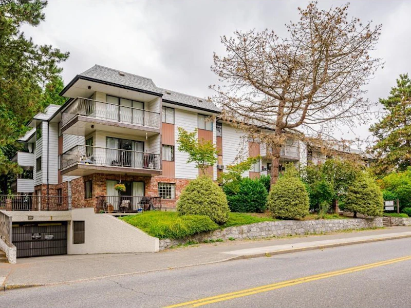 301 - 13977 74th Avenue, Surrey BC V3W 6G6