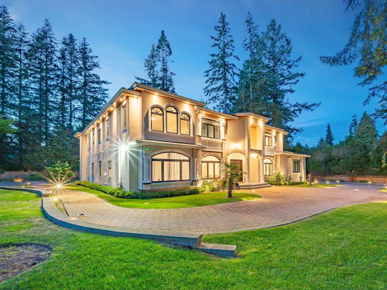 13885 18 Avenue, Surrey, BC, V4A 1W6