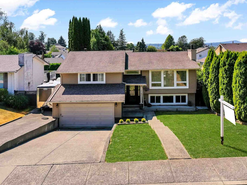 3747 Sandy Hill Crescent, Abbotsford BC V3G 1H9