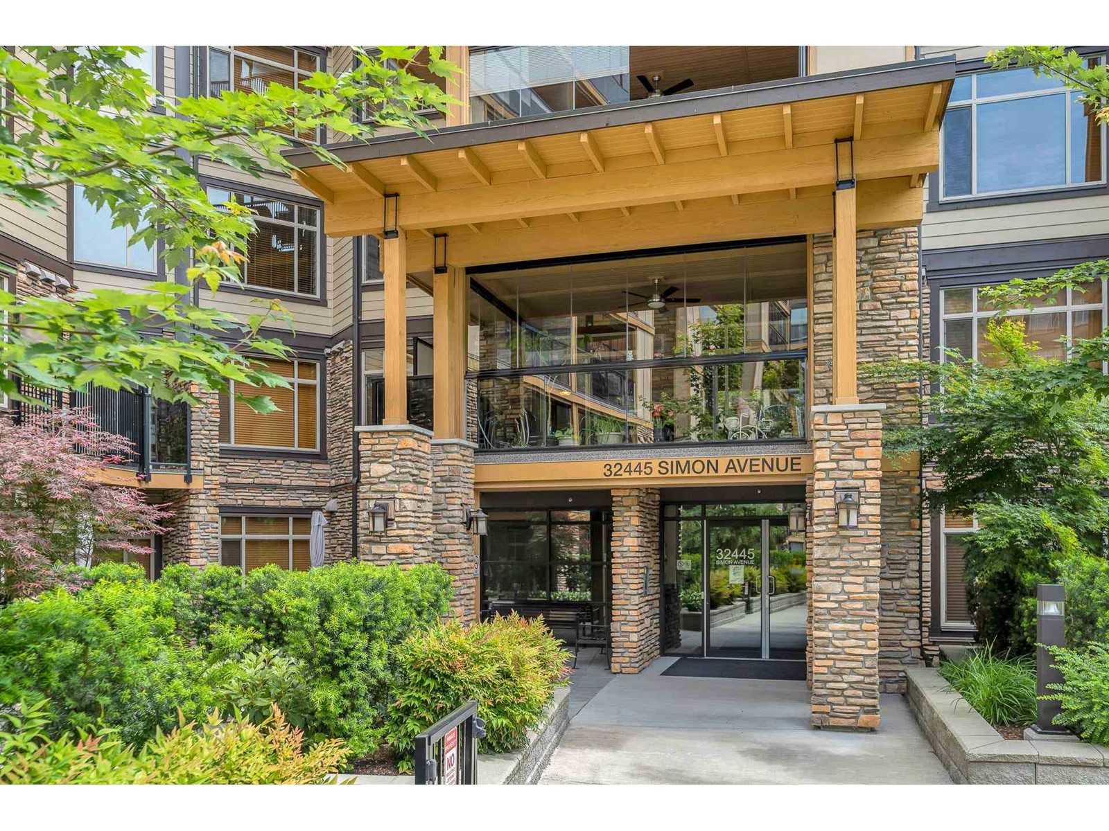 303-32445 Simon Avenue, Abbotsford, BC, V2S 0G7