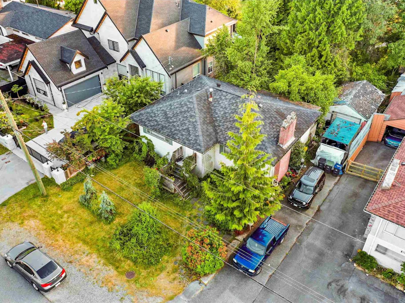 10937 145a Street, Surrey BC V3R 3S5