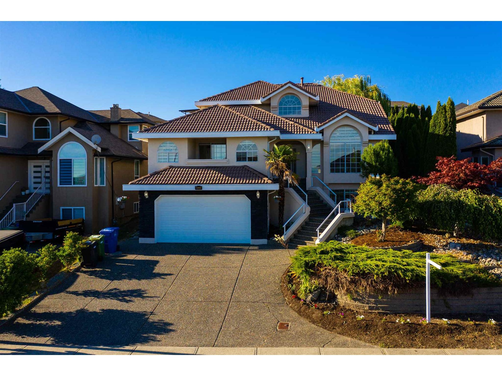 31285 Coghlan Place, Abbotsford, BC, V2T 5M8