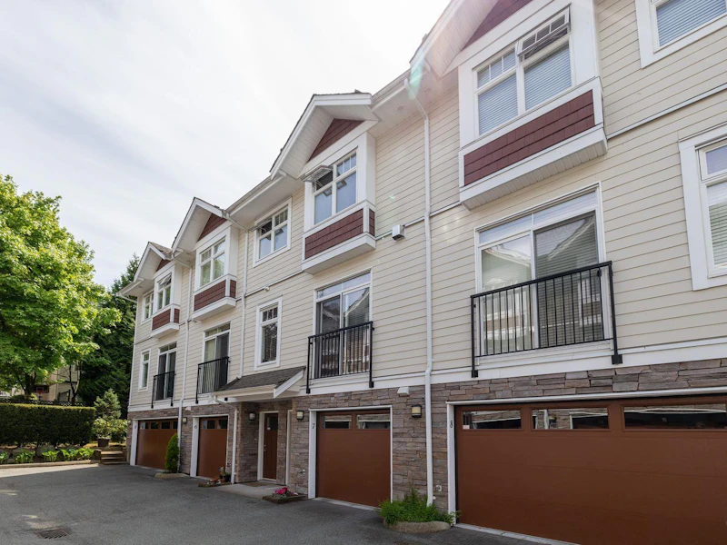 7 - 2689 Parkway Drive, Surrey BC V4P 0C3