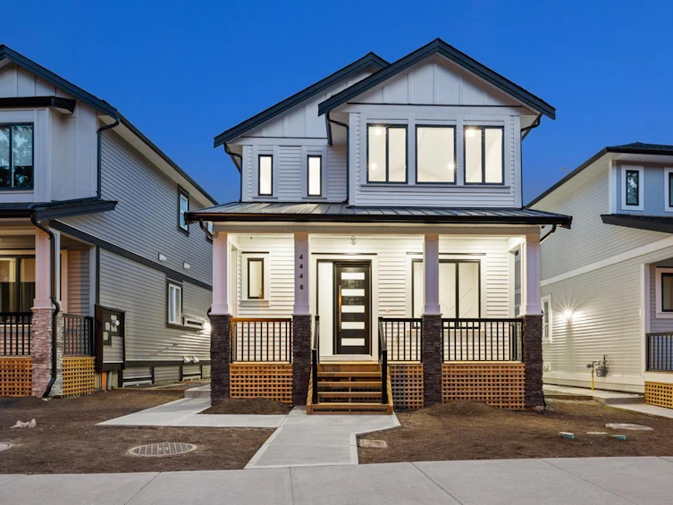 4446 Stephen Leacock Drive, Abbotsford, BC, V3G 0H6