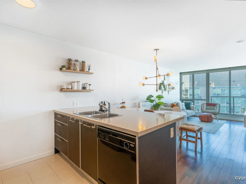 3603 - 13688 100th Avenue, Surrey BC V3T 0G5