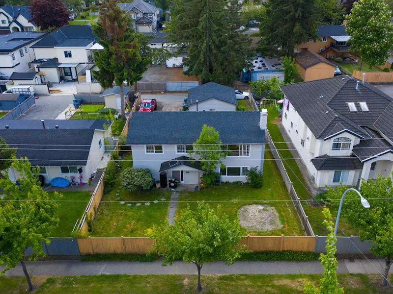 13080 72nd Avenue, Surrey BC V3W 2N2