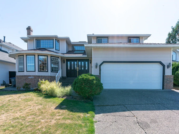 12220 67a Avenue, Surrey, BC, V3W 0L9
